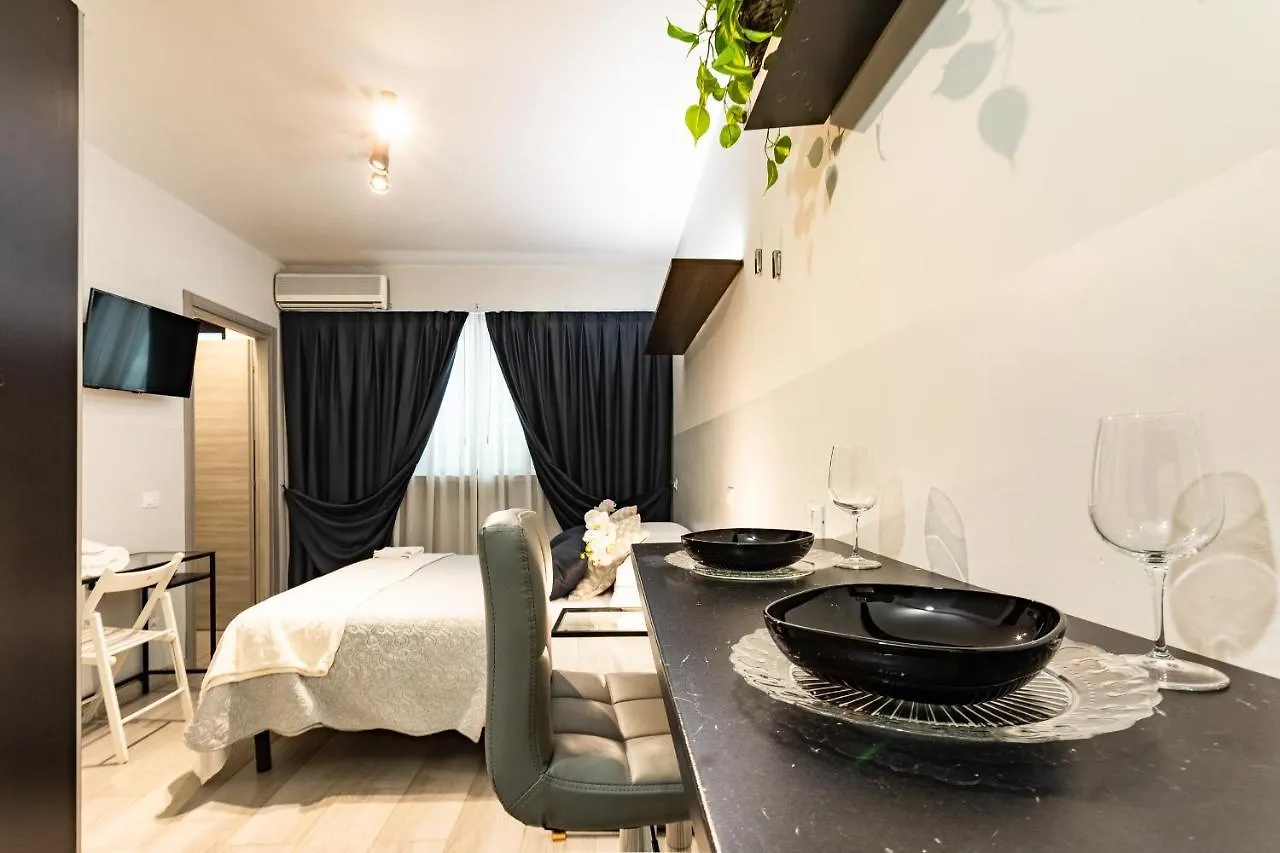 Residence Taormina Verona 0*,